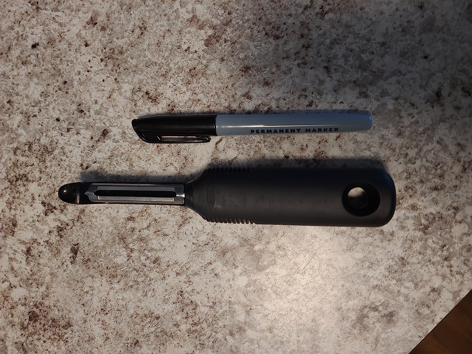 OXO Good Grips Swivel Peeler customer photo 2