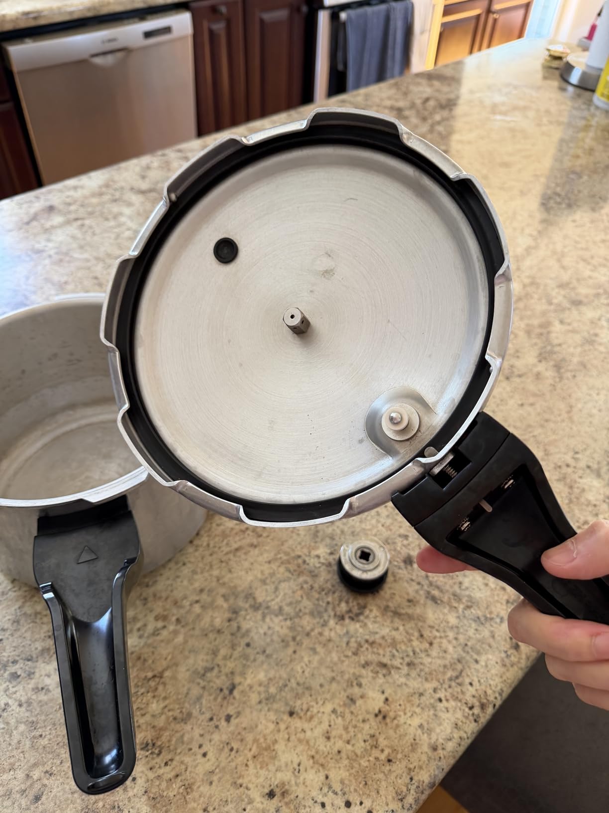 Presto 01264 6-Quart Aluminum Pressure Cooker, Silver customer photo 2