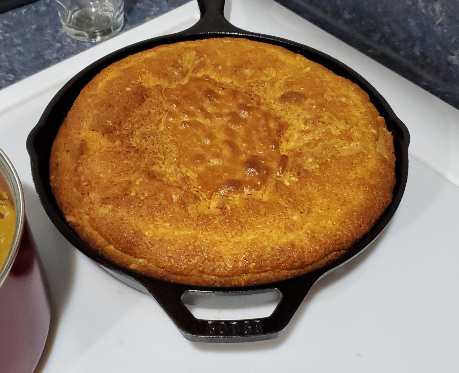 Lodge Pre-Seasoned Cast Iron Skillet, PFAS-Free, 10.25 Inches customer photo 1