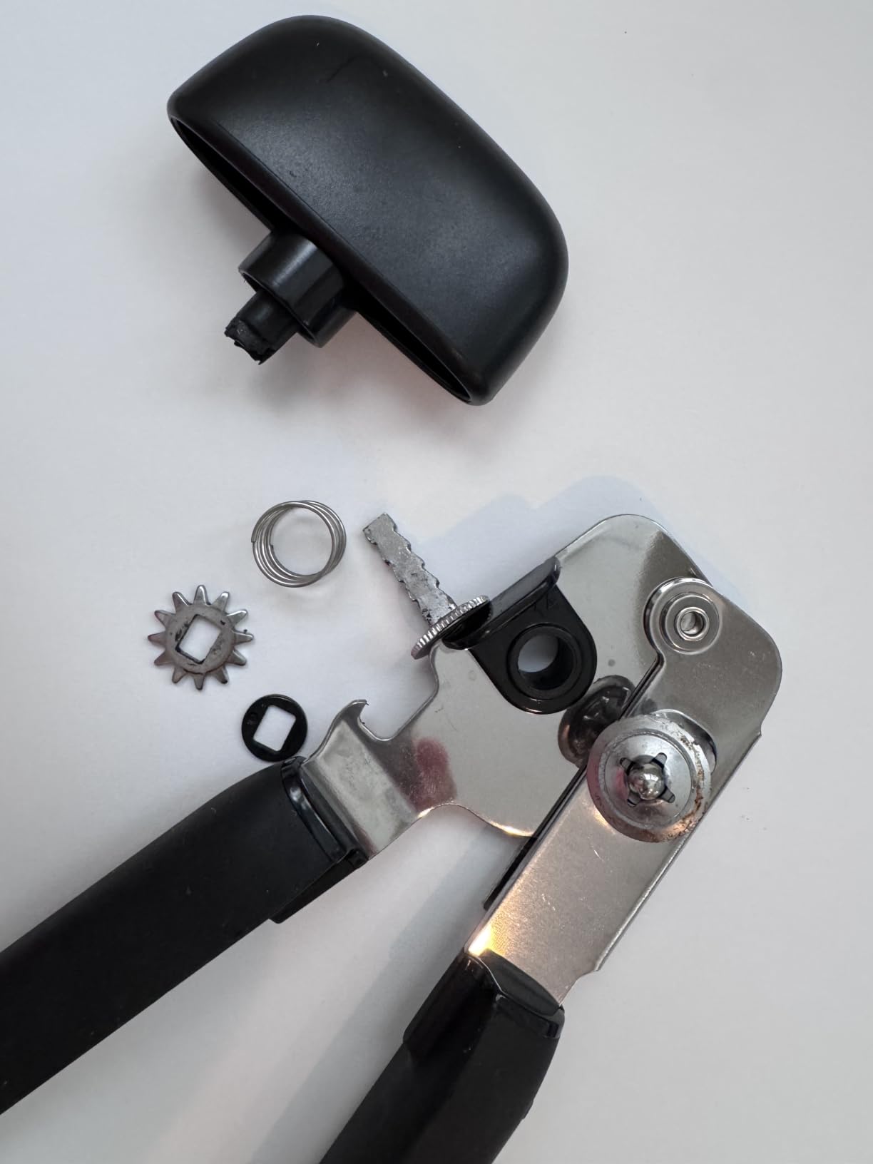 OXO Good Grips Smooth Edge Manual Can Opener customer photo 1