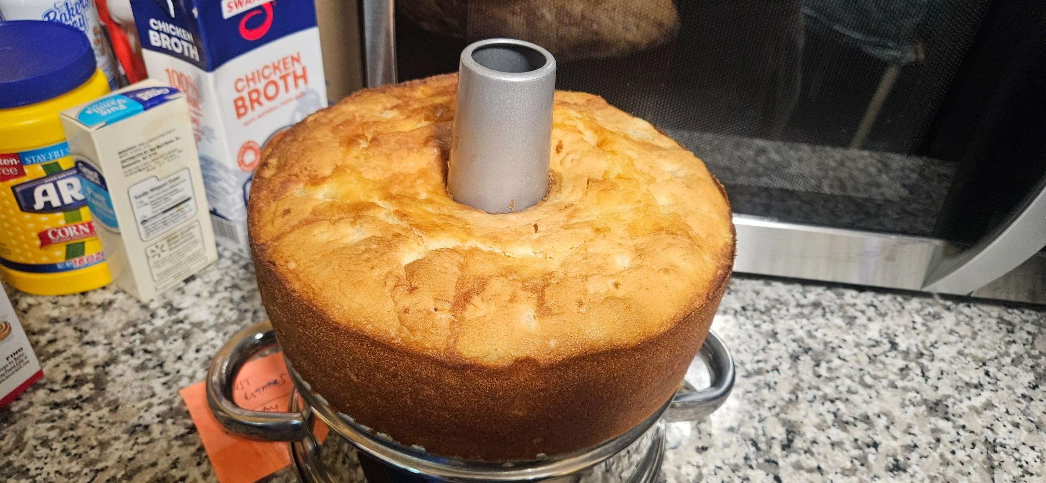 Cuisinart Chef's Classic Nonstick Bakeware 9-Inch Tube Cake Pan, AMB-9TCP customer photo 1