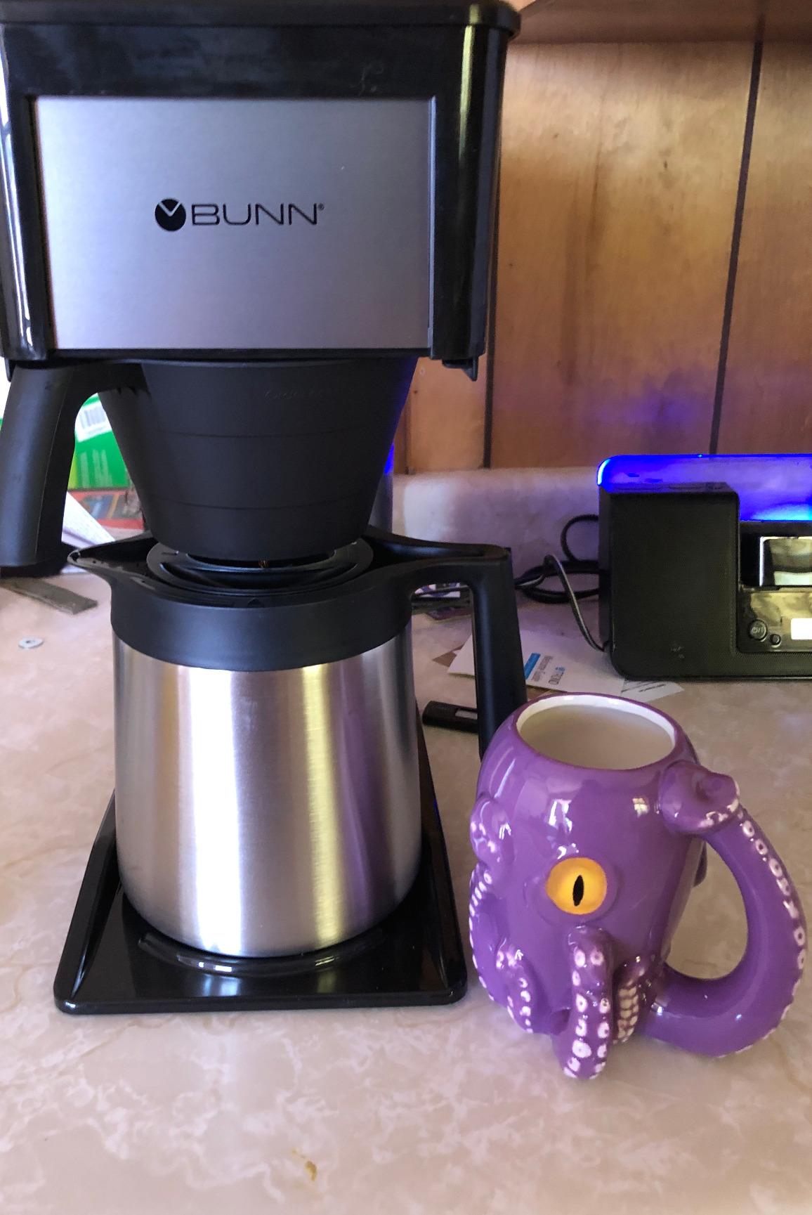 BUNN BT Speed Brew 10-Cup Thermal Carafe Home Coffee Brewer, Black customer photo 2