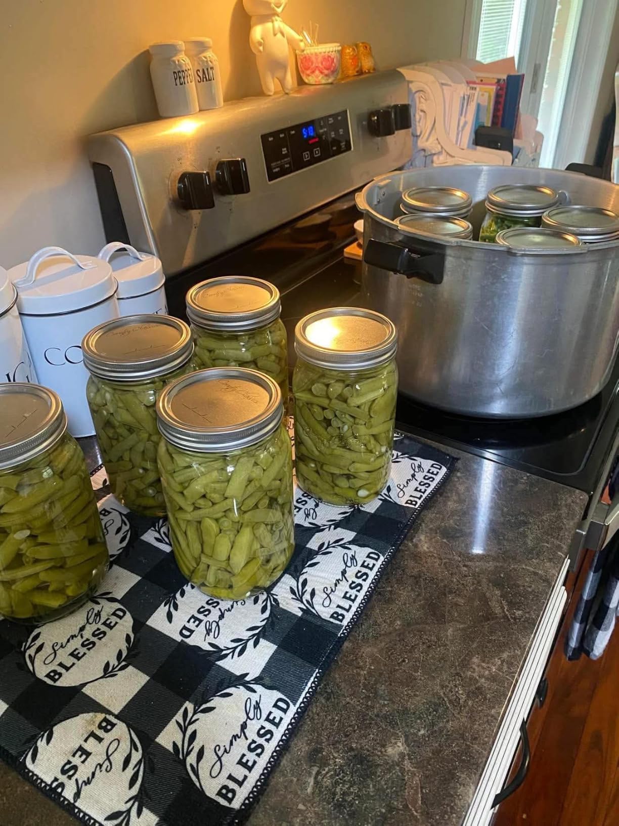 Presto 01755 16-Quart Aluminum Pressure Canner customer photo 1