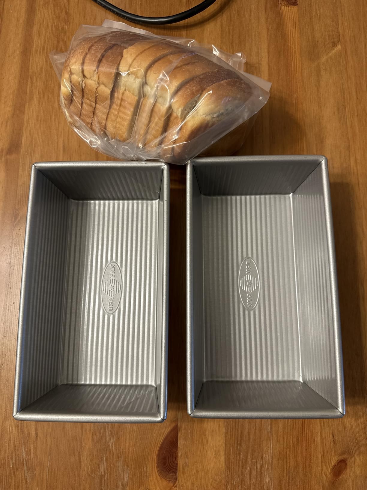 USA Pan Nonstick Standard Bread Loaf Pan, 1 Pound, Aluminized Steel customer photo 1
