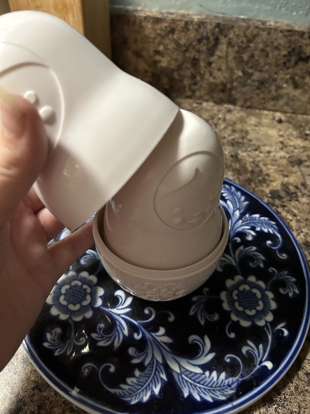 Genuine Fred M-CUPS Matryoshka Measuring Cups, Set of 6, Russian Doll Nesting Measuring Cups, White customer photo 2
