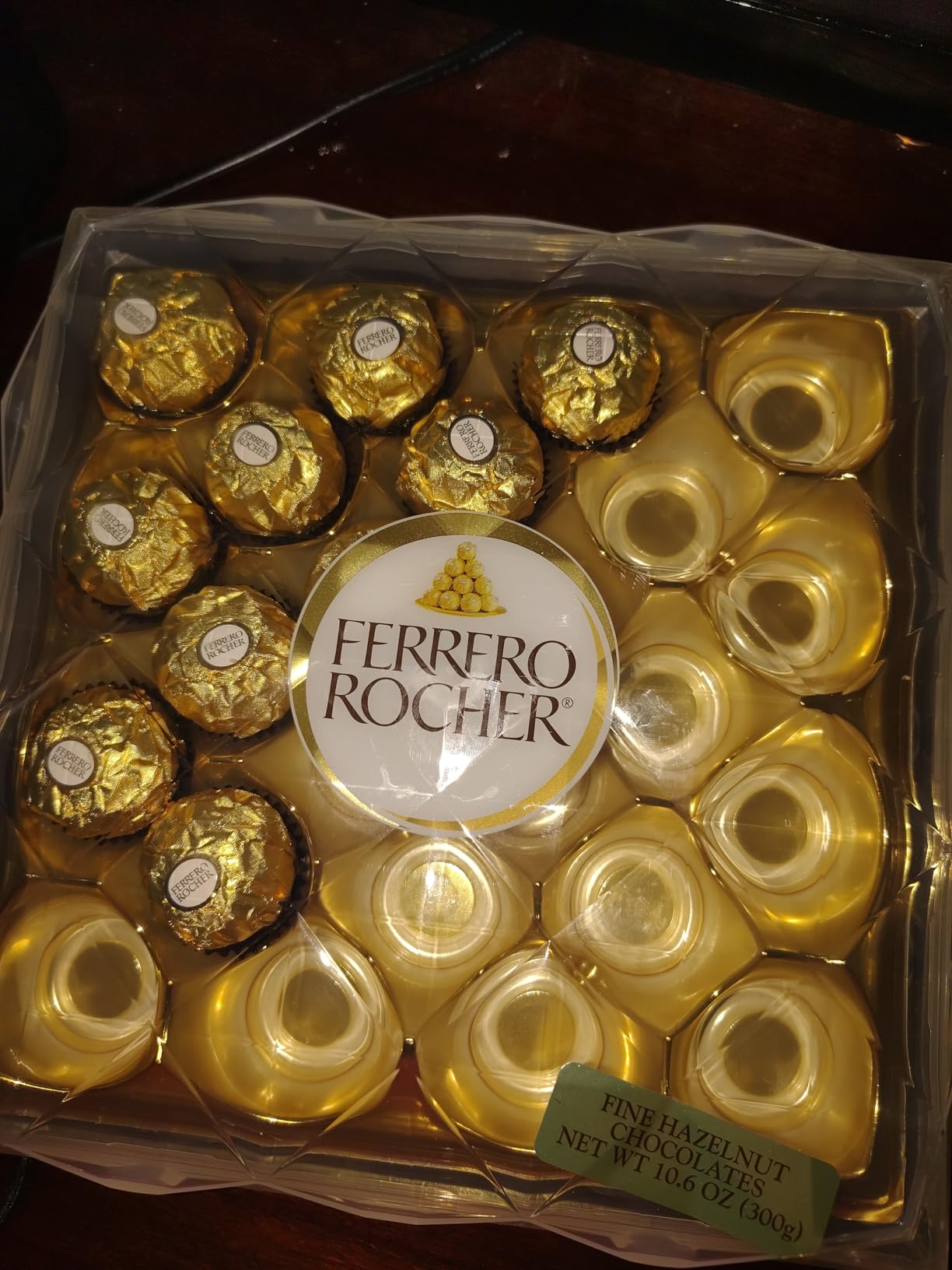 Ferrero Rocher Gourmet Hazelnut Milk Chocolate Gift Box, 24 Individually Wrapped Chocolates, 10.6 oz customer photo 2