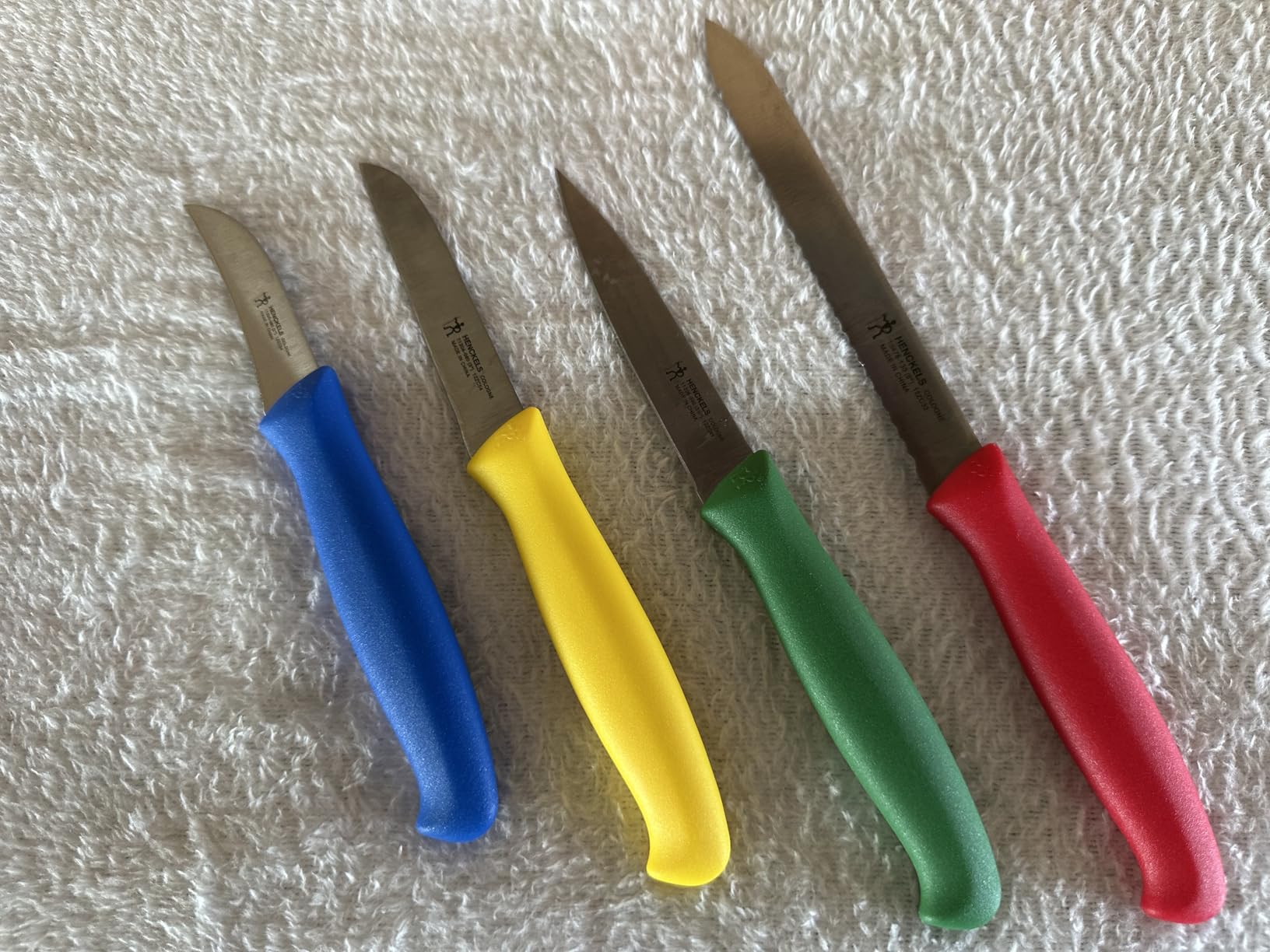 HENCKELS 4 Piece Paring Knife Set | German Engineered, Dishwasher Safe, Ideal for Peeling, Coring, Slicing and Trimming customer photo 1