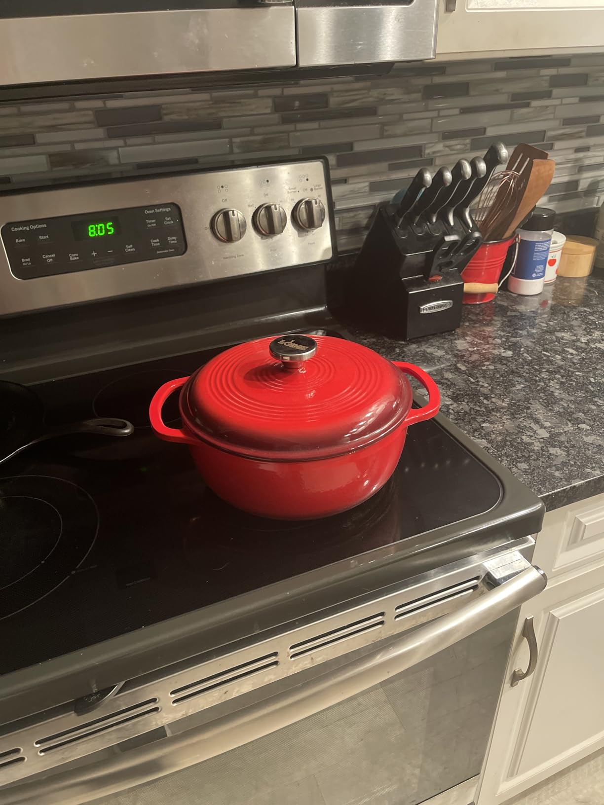 Lodge Essential Enamel Cast Iron Dutch Oven with Lid - 4.5 Quart - Oven-Safe Enamel Cookware up to 500° F - Caribbean Blue customer photo 2