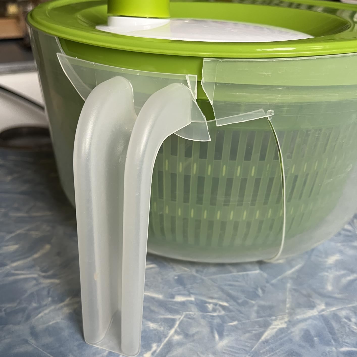 GoodCook Deluxe Salad Spinner - 6 Qt. Capacity, Easy Turn Knob, Built-In Pour Spout, Multi-Use Basket, Durable and Dishwasher-Safe, Large Capacity, Green customer photo 2
