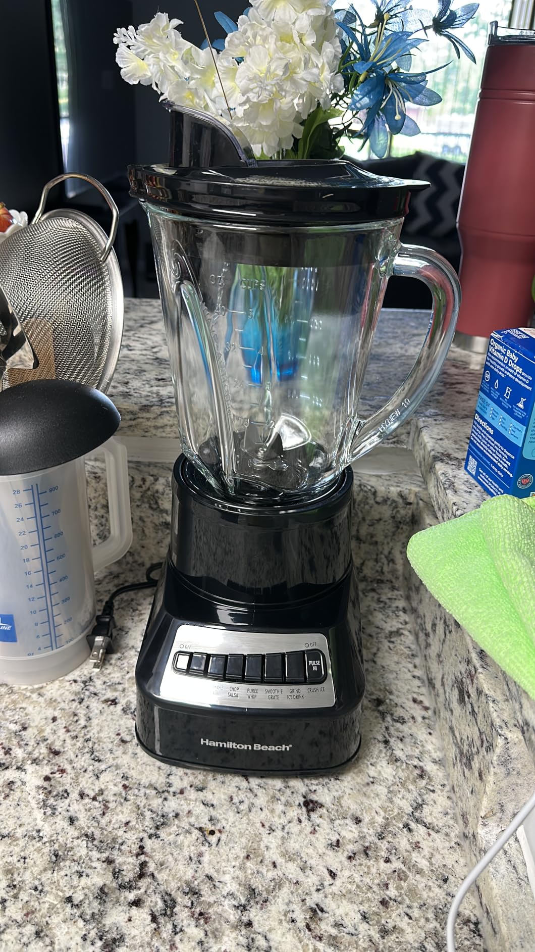 Hamilton Beach Wave Crusher Blender For Smoothies With 40 Oz Glass Jar, 700 Watts, 14 Functions, Black + Stainless Steel (54221) customer photo 2