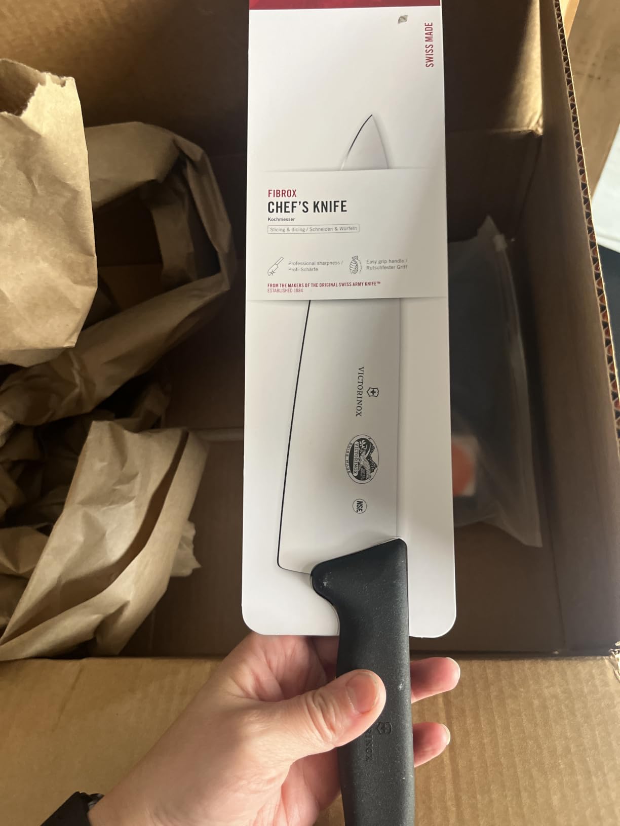 Victorinox Fibrox Pro 8 Inch Chef's Knife, Dishwasher Safe, Black | Ergonomic TPE non-slip handle for professional chopping, slicing, and dicing. Swiss made customer photo 2