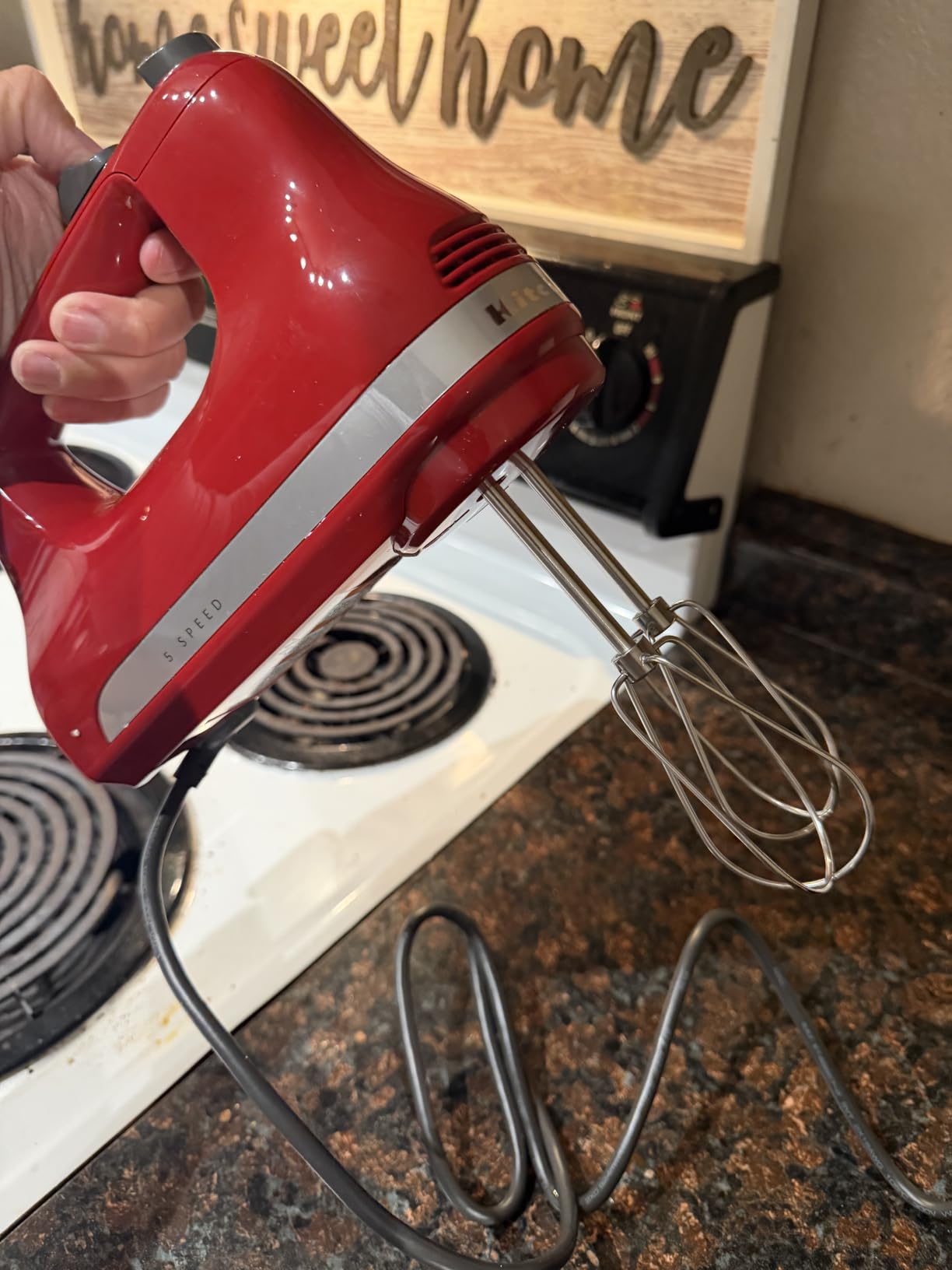 KitchenAid 5 Ultra Power Speed Hand Mixer, KHM512, White | 5 Speeds, Lockable swivel cord, Turbo Beaters, Easy release button, Dishwasher-safe beaters customer photo 1