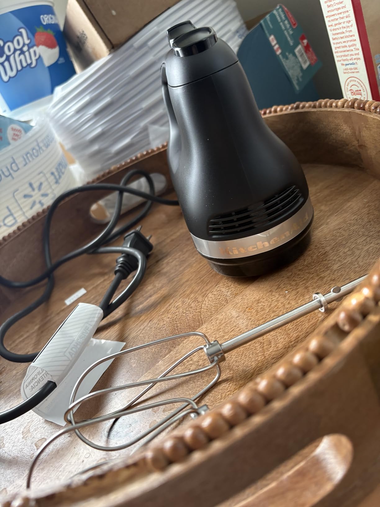 KitchenAid 5 Ultra Power Speed Hand Mixer, KHM512, White | 5 Speeds, Lockable swivel cord, Turbo Beaters, Easy release button, Dishwasher-safe beaters customer photo 2