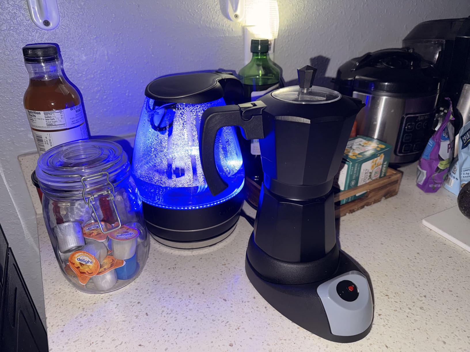 OVENTE 1.5L Glass Electric Kettle Water Boiler, Black KG83B customer photo 2