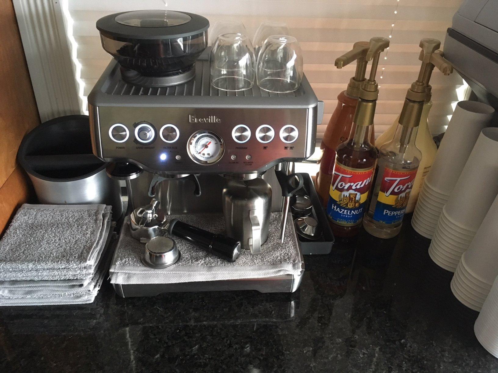 Breville BES870BSXL Barista Express Espresso Machine, Black Sesame customer photo 1