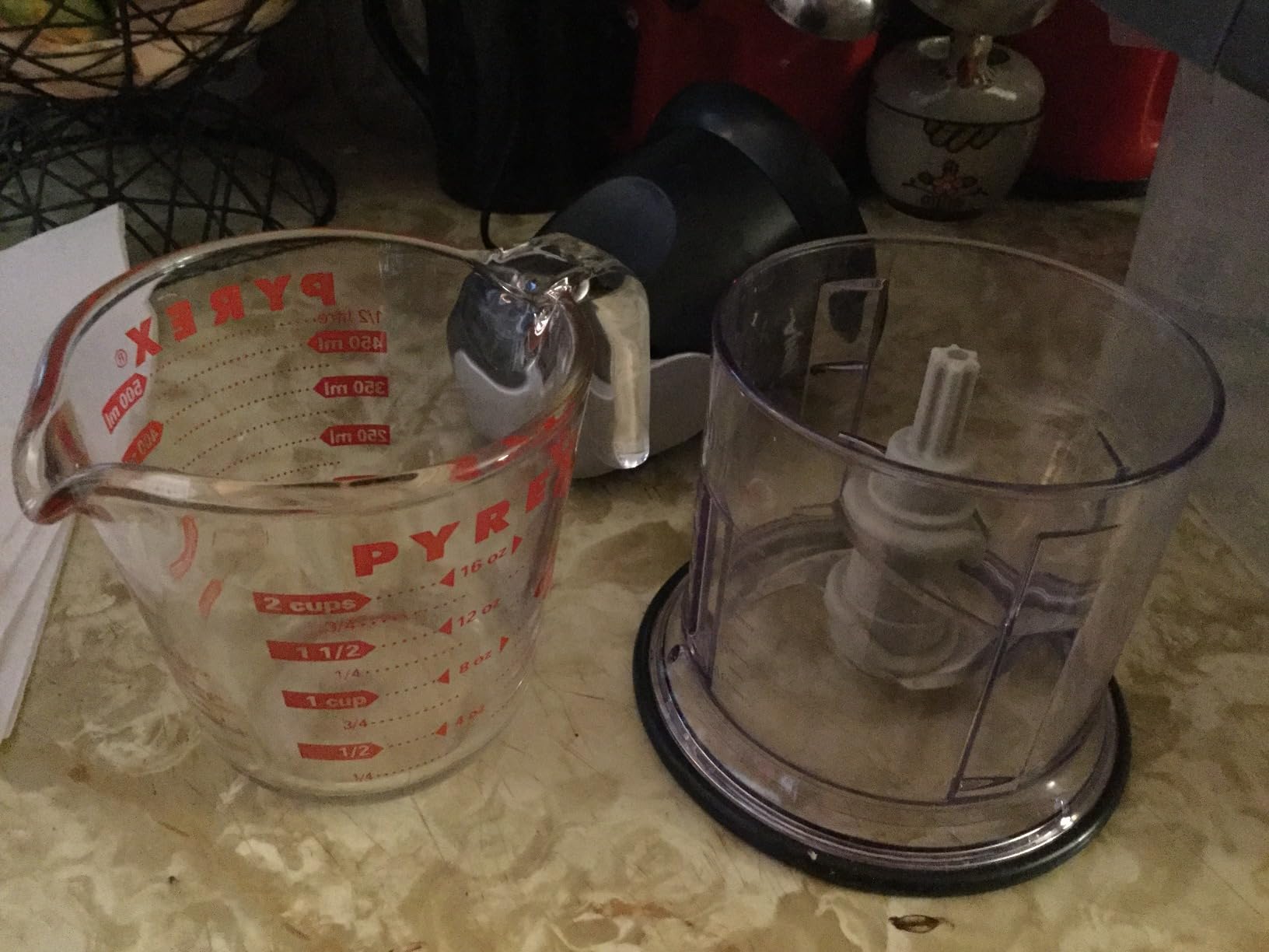 Ninja Food Chopper Express Chop with 200-Watt, 16-Ounce Bowl for Mincing, Chopping, Grinding, Blending and Meal Prep (NJ110GR), Gray customer photo 2
