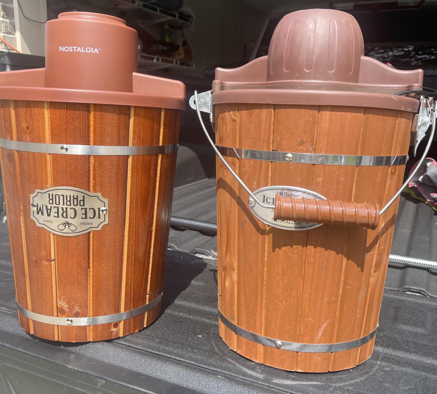 Nostalgia Electric Ice Cream Maker With 6 Qt Capacity - Old Fashioned Ice Cream Machine Makes Frozen Yogurt or Gelato in Minutes- Vintage Wooden Style Ice Cream Maker with Aluminum Canister- Dark Wood customer photo 2