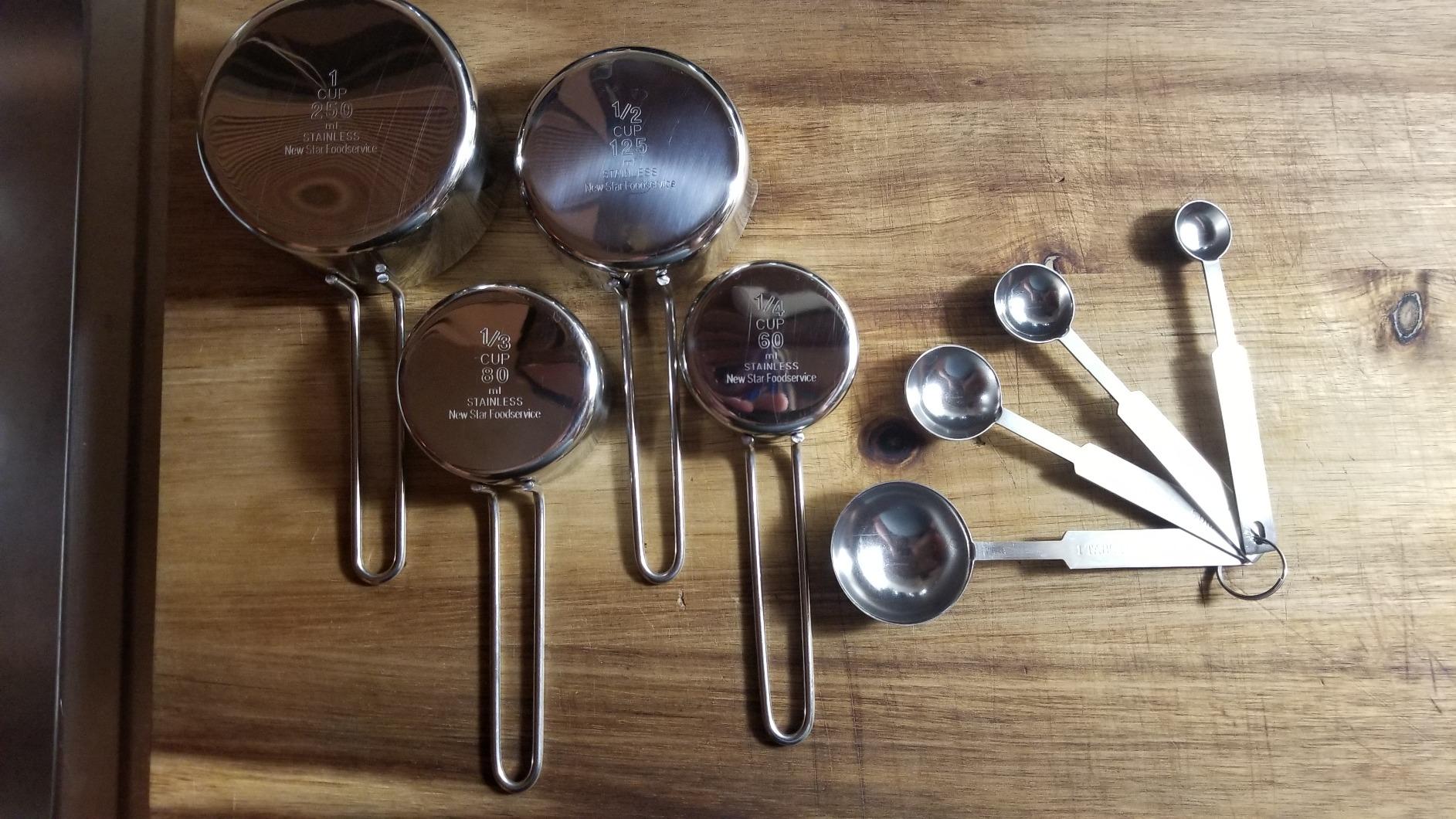 New Star Foodservice 42917 Stainless Steel Measuring Cups and Spoons Set, 8-Piece Metal Measuring Set for Baking, Cooking, Dry and Liquid Ingredients, Restaurant Grade, Silver customer photo 1