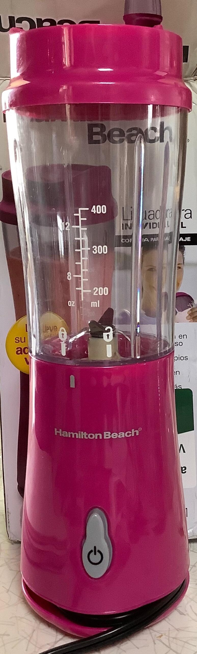 Hamilton Beach Portable Blender for Smoothies With 14 oz Travel Jar, Raspberry (51131G) customer photo 1