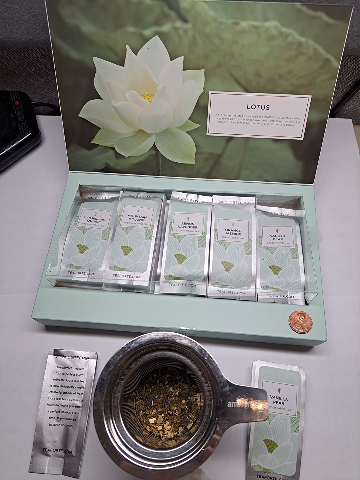 Tea Forte Single Steeps Loose Leaf Tea Sampler, Assorted Variety Tea Box, 15 Single Serve Pouches, Lotus Tea customer photo 2