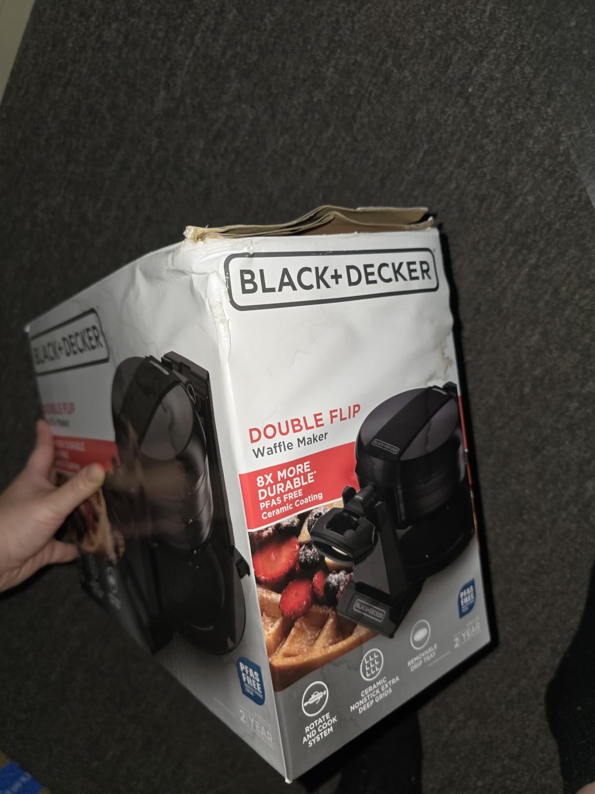 BLACK+DECKER Rotating Waffle Maker, Black, WMD200B customer photo 1