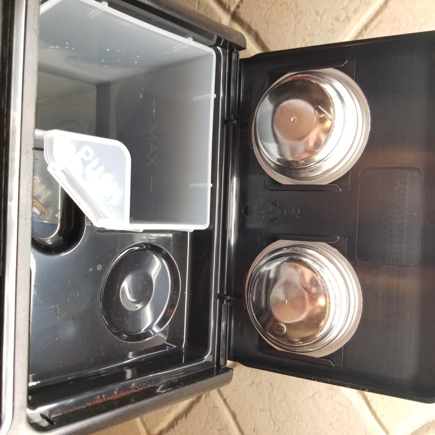 De'Longhi 15-Bar Pump Espresso Machine with Milk Frother & Temperature Control - Compact Home Barista Coffee Maker for Espresso, Latte, Cappuccino & Iced Coffee, Easy to Clean Design customer photo 1