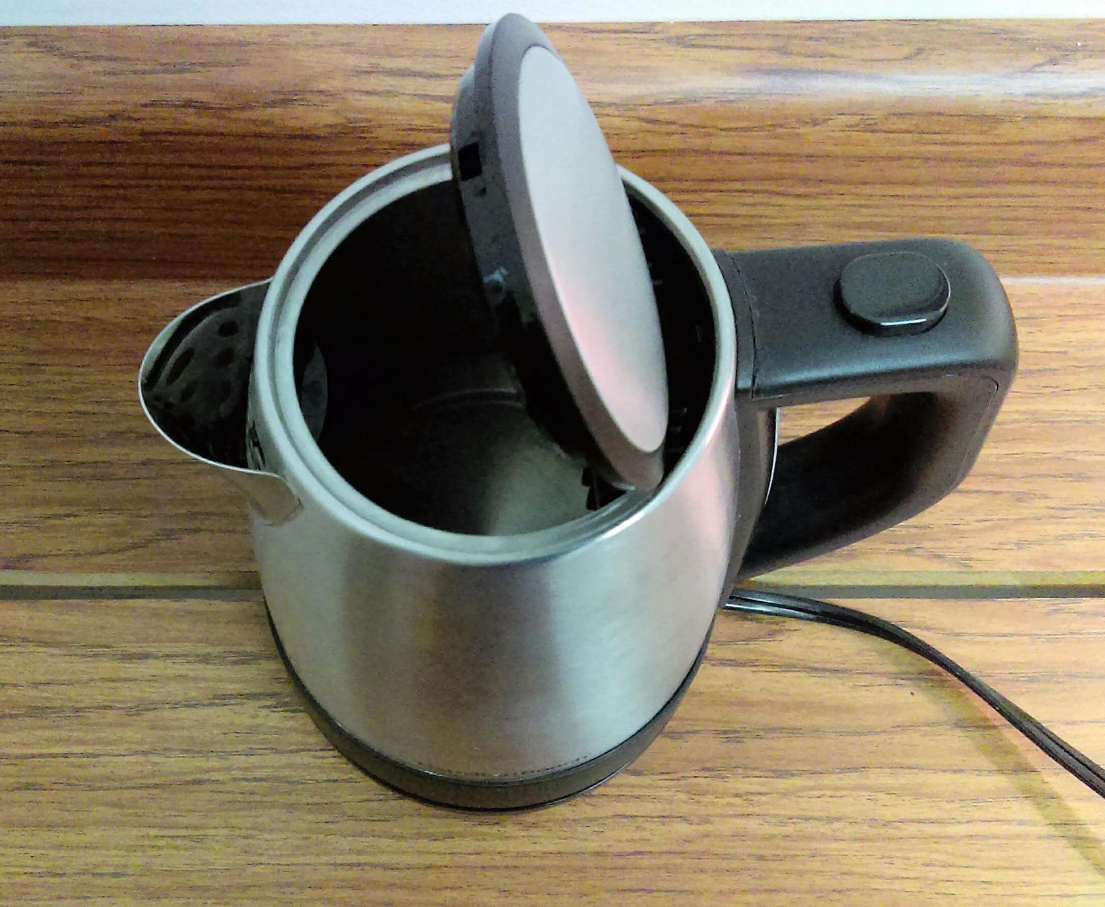Hamilton Beach 1 Liter Electric Tea Kettle, Water Boiler & Heater, Fast Boiling 1500 Watts, BPA Free, Cordless Serving, Auto-Shutoff & Boil-Dry Protection, Mesh Filter, Stainless Steel customer photo 1