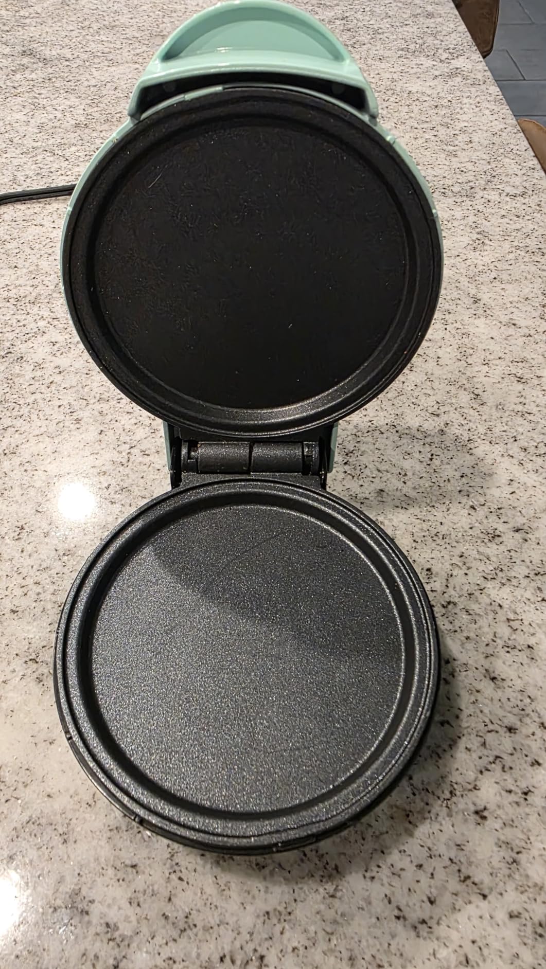 Dash Mini Maker Griddle, 4 Inch Nonstick Cooking Surface, Aqua | Compact Electric Mini Pancake Maker, Quick Heating, Single Serve Eggs, Hash Browns & Breakfast Sandwiches customer photo 2