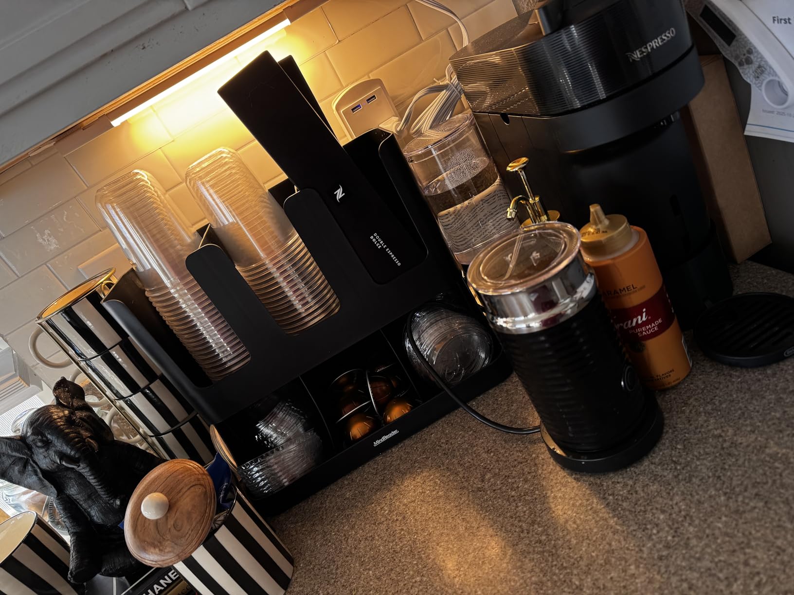 Mind Reader Condiment Station, 13 Inch Countertop Coffee Bar Organizer with 6 Compartments, Storage Caddy for Cups, Lids and Packets, Plastic, Black customer photo 1