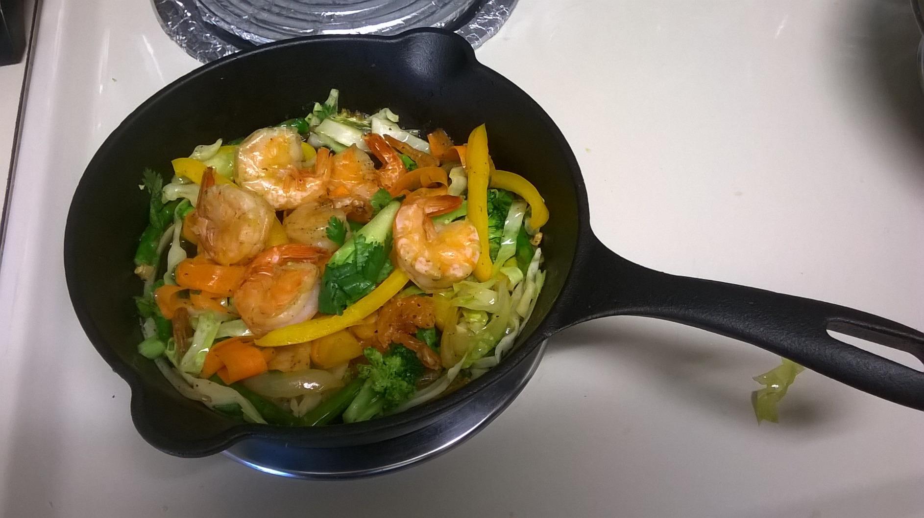 Victoria 8-Inch Cast Iron Pre-Seasoned Skillet, Cast Iron Frying Pan customer photo 1
