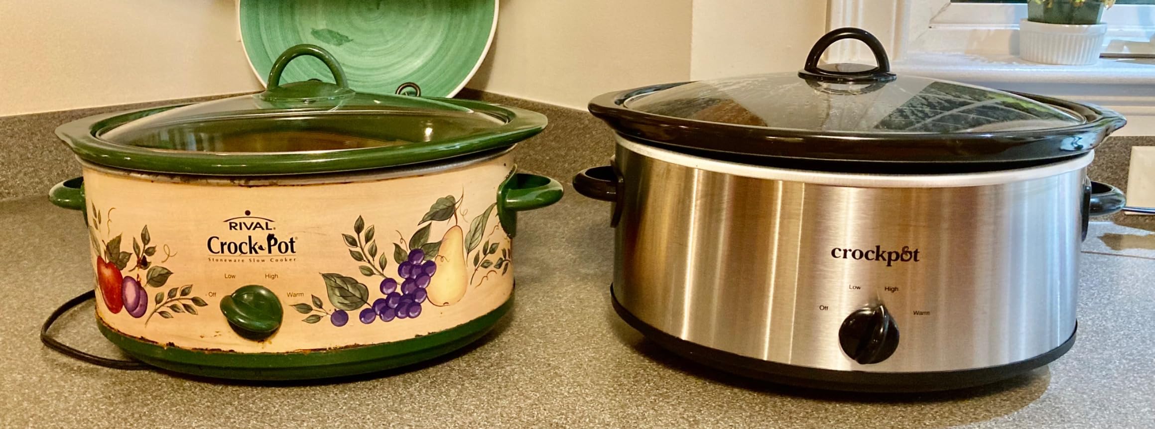 Crock-Pot 8-Quart Manual Slow Cooker, XL Family Size Serves 10+ People, Removable Stoneware with Warming Setting, Dishwasher Safe for Easy Cleanup, Black customer photo 2
