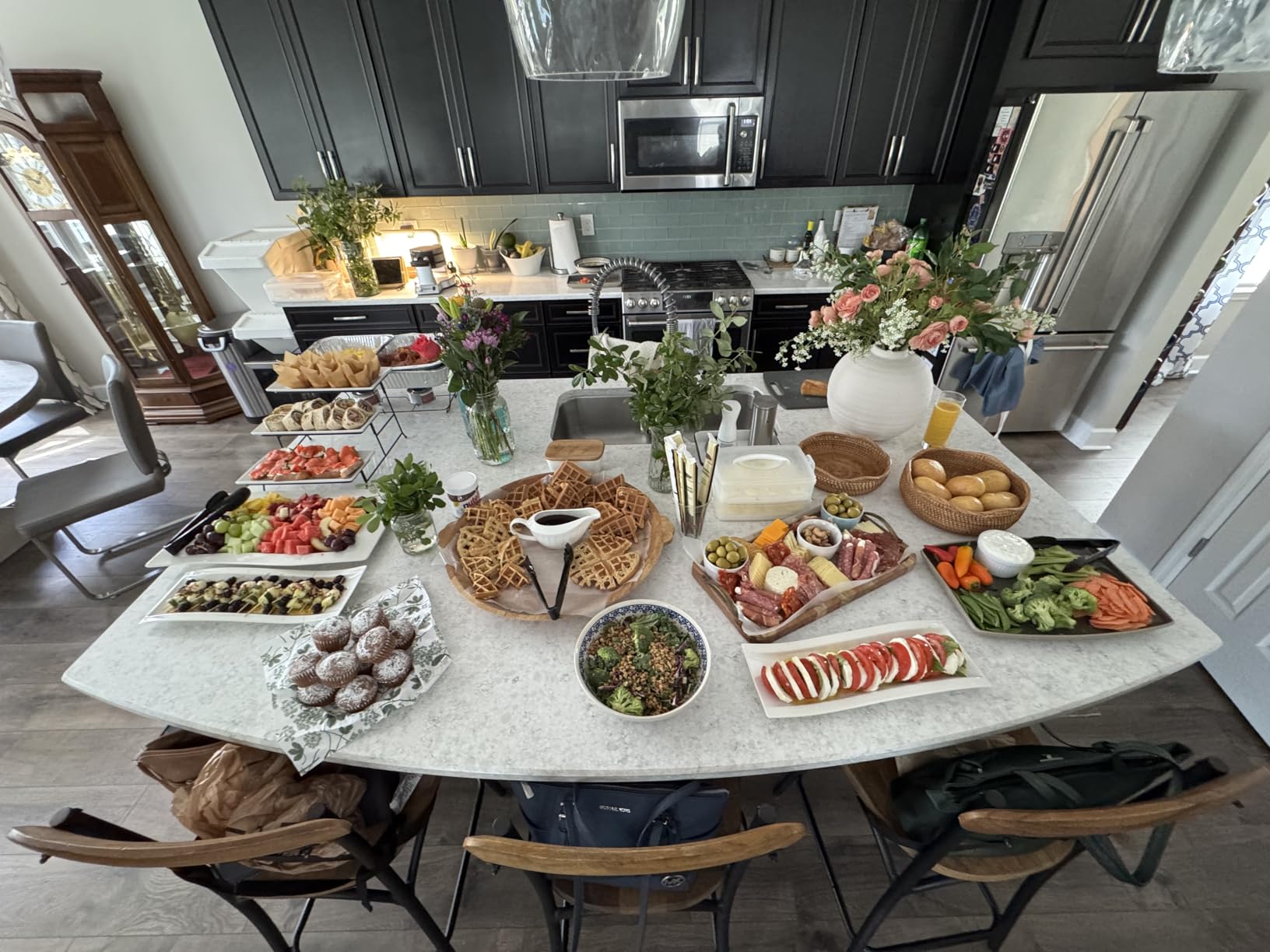 Gibson Elite Gracious Dining 3-Tier Serving Display Stand, Rectangular White Porcelain Plates, Tiered Serving Display - Elegant Food Presentation Display for Parties, Catering, Entertaining Events customer photo 2