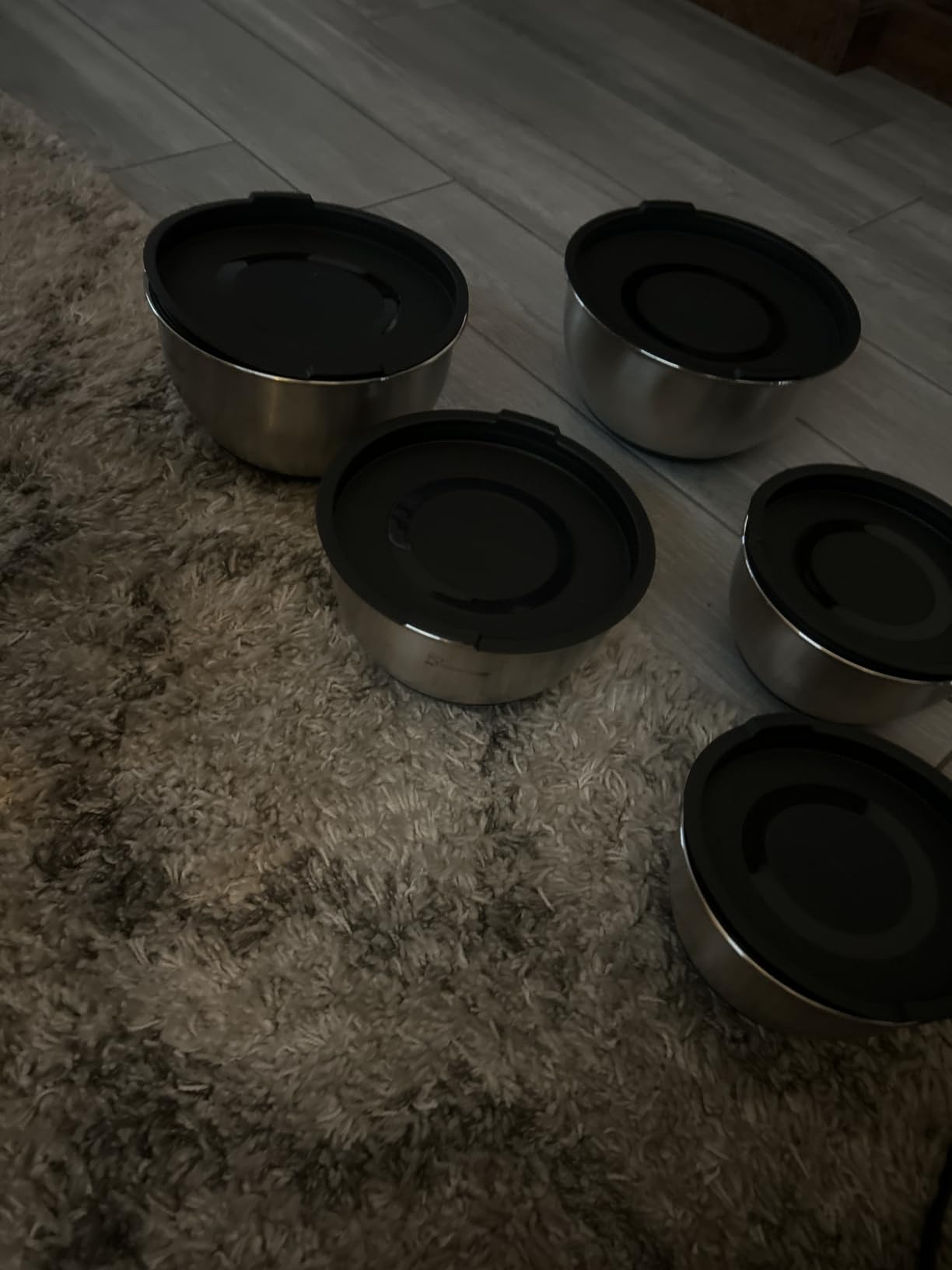 Premium Mixing Bowls With Lids Set, Airtight Lids, Thicker Stainless Steel, Non-Slip Base, 5 Nesting Steel Bowls 1.5/2/3/4/5 Qt customer photo 2