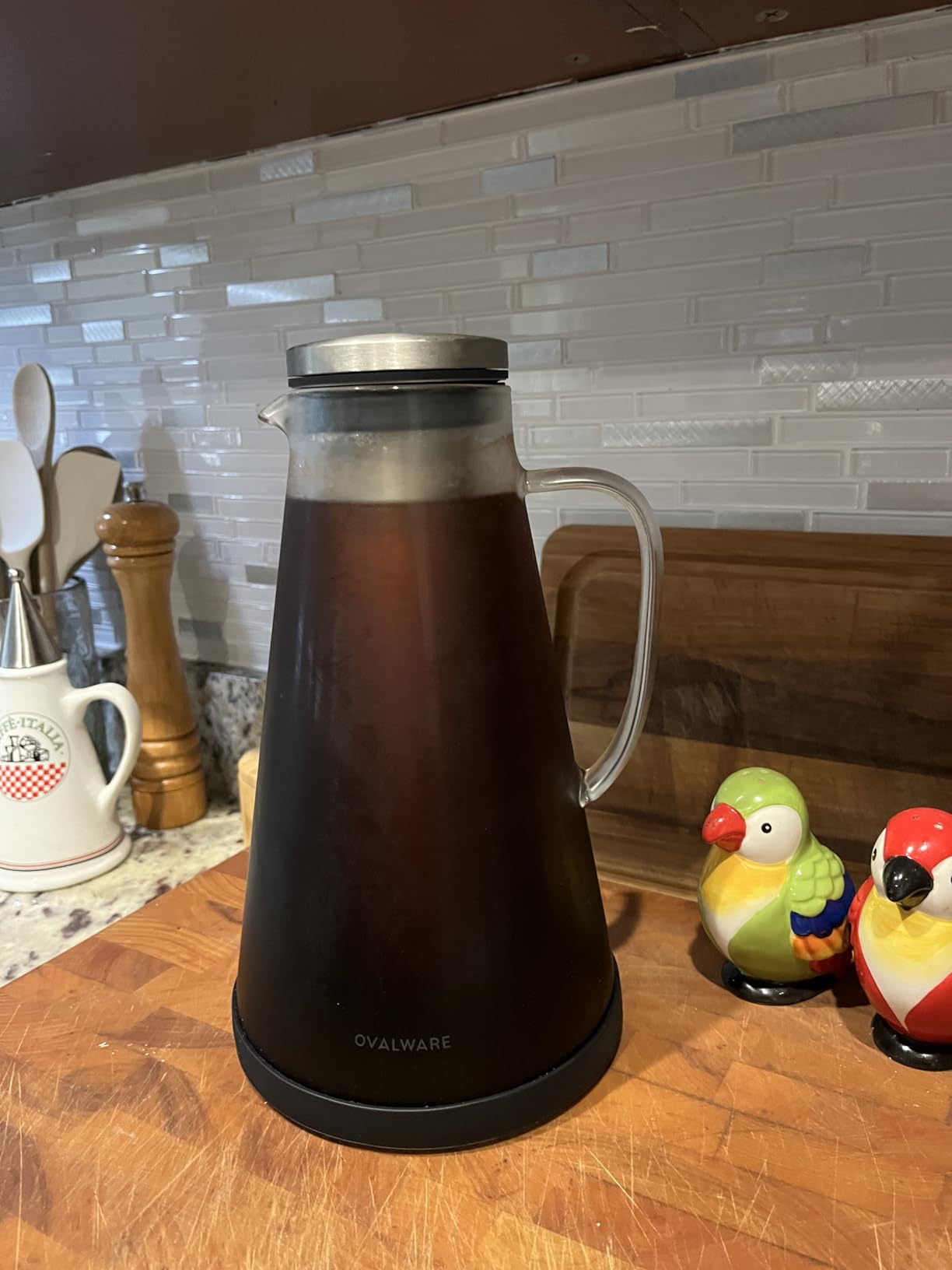 OVALWARE Airtight Cold Brew Coffee Maker with Tea Infuser & Spout 1.0L/34oz | Borosilicate Cold Brew Coffee & Iced Tea Maker with Removable Strainer & Spout | Ideal for Home Baristas & Tea Enthusiasts customer photo 1
