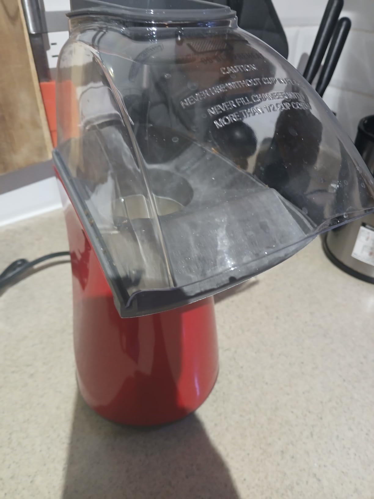 Presto 04863 PopLite Hot Air Popcorn Popper customer photo 1