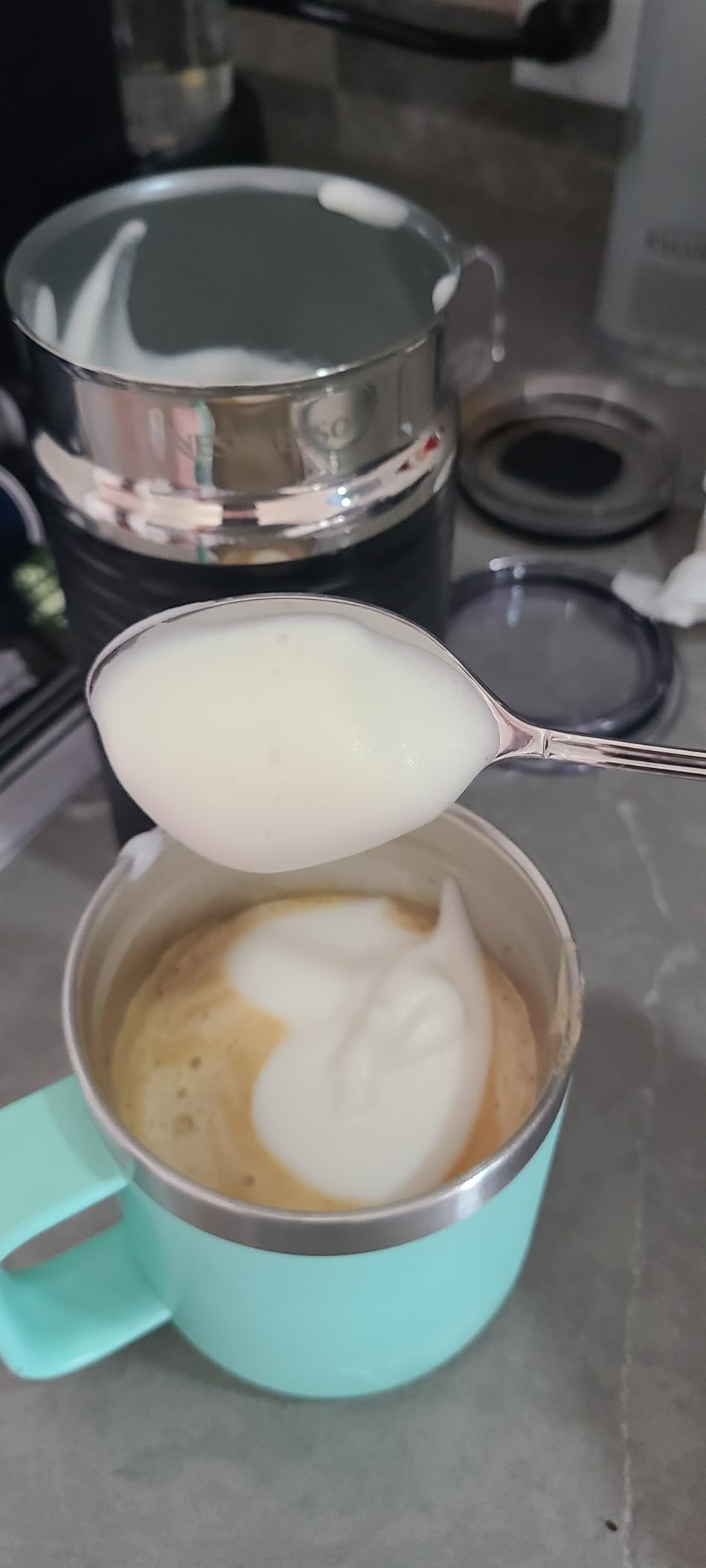 Nespresso CitiZ Coffee and Espresso Machine by De'Longhi with Milk Frother, Black, 9.3 x 14.6 x 10.9 inches | Limousine black espresso machine with integrated milk frother for cappuccinos and lattes. 19 bar pump with fast heat-up. customer photo 2