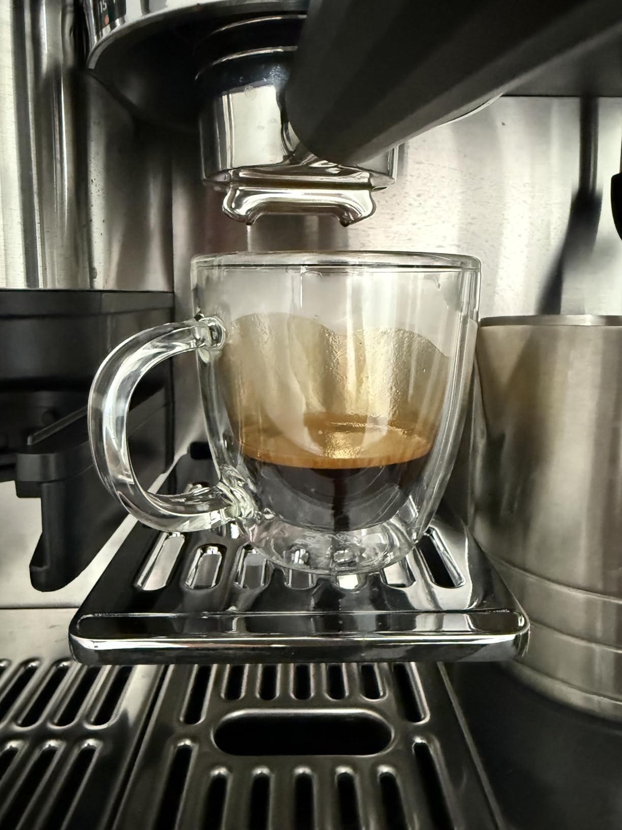 JoyJolt Savor Double Wall Insulated Glasses Espresso Mugs (Set of 2) - 5.4-Ounces customer photo 2