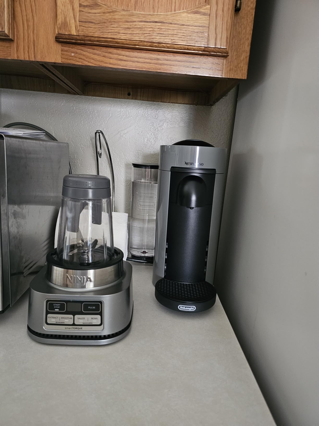 Nespresso Vertuo Plus Coffee & Espresso Maker by De'Longhi, Grey | Grey coffee machine that brews 4 cup sizes: 5 and 8 oz. coffee, plus single and double espresso, at the touch of a button. customer photo 1