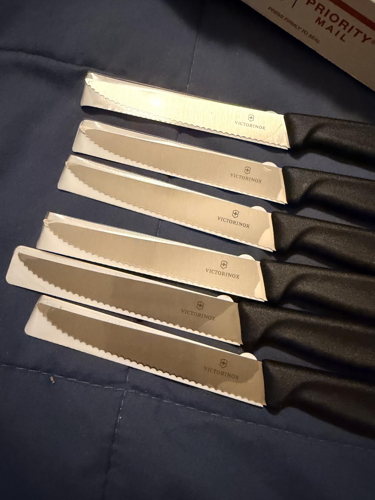 Victorinox Swiss Classic 6-Piece Steak Knife Set - Serrated Edge, Black customer photo 2