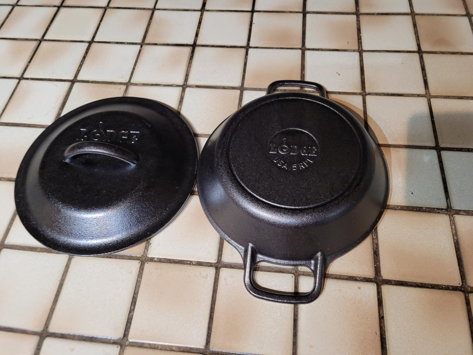 Lodge Pre-Seasoned Cast Iron Dual Handle Pan, PFAS-Free, 8 Inches customer photo 1