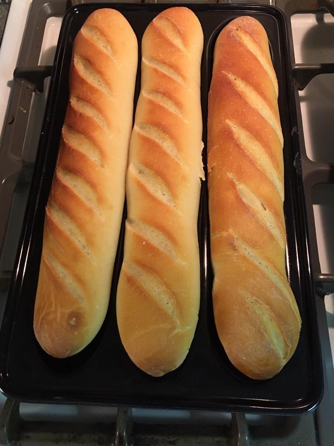 Bread Lame - Patented 2-in-1 Stainless Scoring Tool | Featured in America's Test Kitchen, Bon Appetit & Food & Wine. 6 blades + case included. customer photo 2