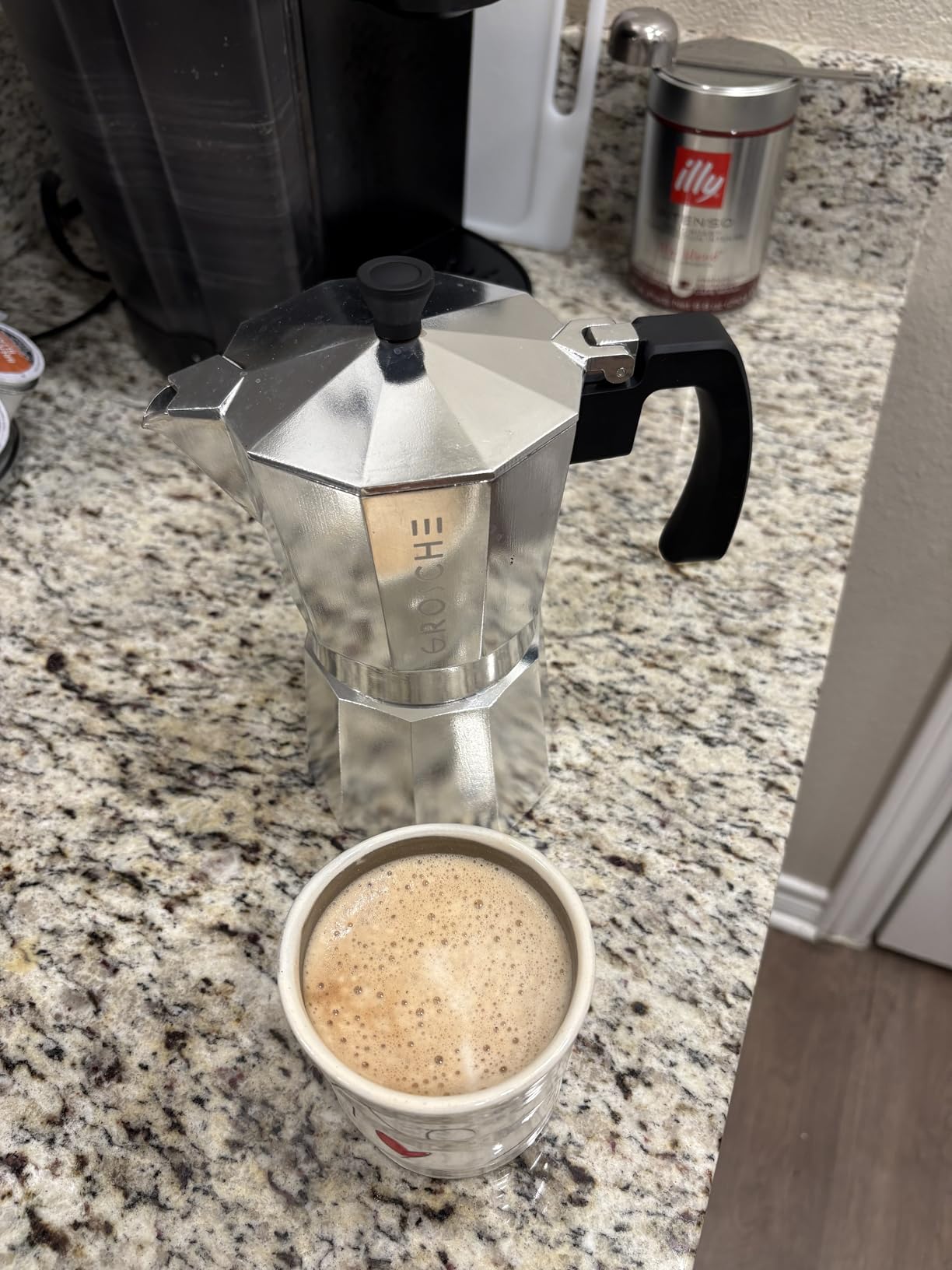 GROSCHE Milano Moka Stovetop Espresso Coffee Maker (3 Cup / 150 ml, White) customer photo 1