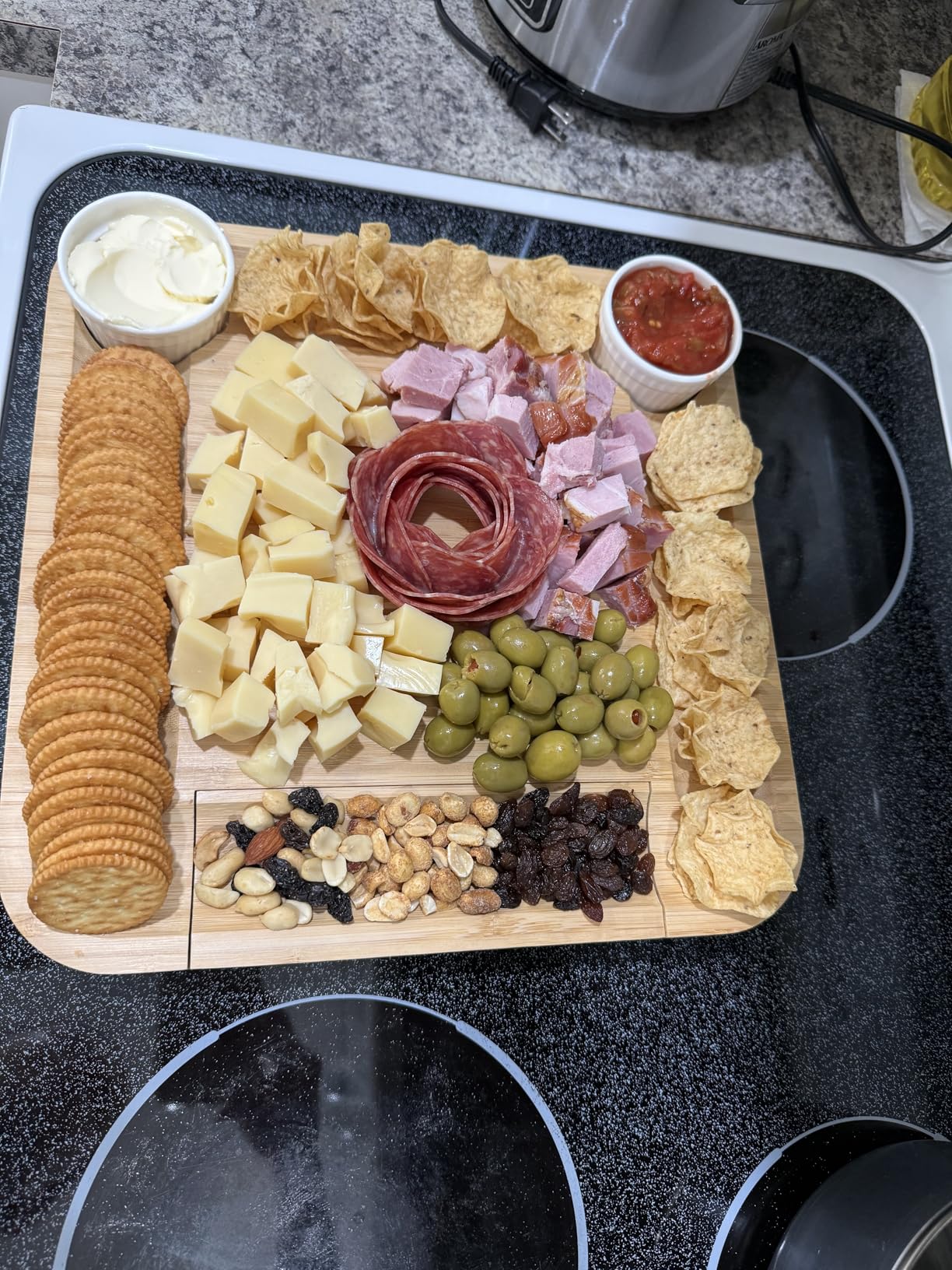 SMIRLY Charcuterie Board Set with Serving Accessories, Bamboo customer photo 2