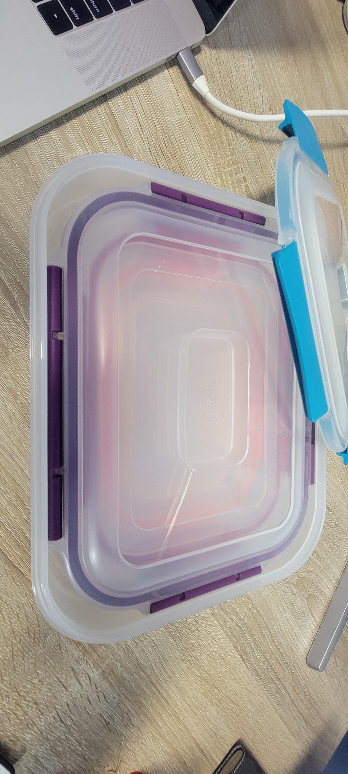Joseph Joseph Nest Lock Plastic BPA Free Food Storage Container Set with Lockable Airtight Leakproof Lids, 10-Piece, Multi-Color customer photo 2