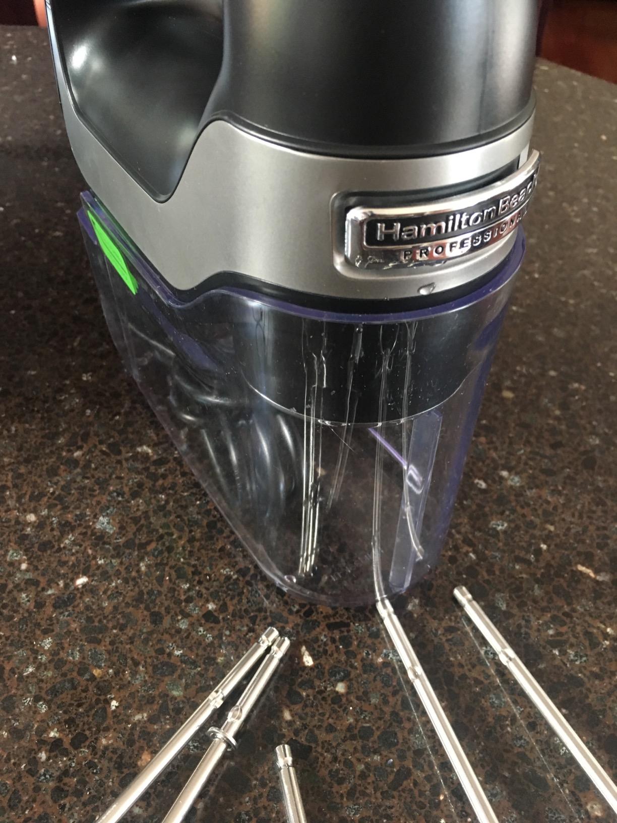 Hamilton Beach Professional 7-Speed Digital Electric Hand Mixer with High-Performance DC Motor, Slow Start, Snap-On Storage Case, SoftScrape Beaters, Whisk, Dough Hooks, White (62656) customer photo 1