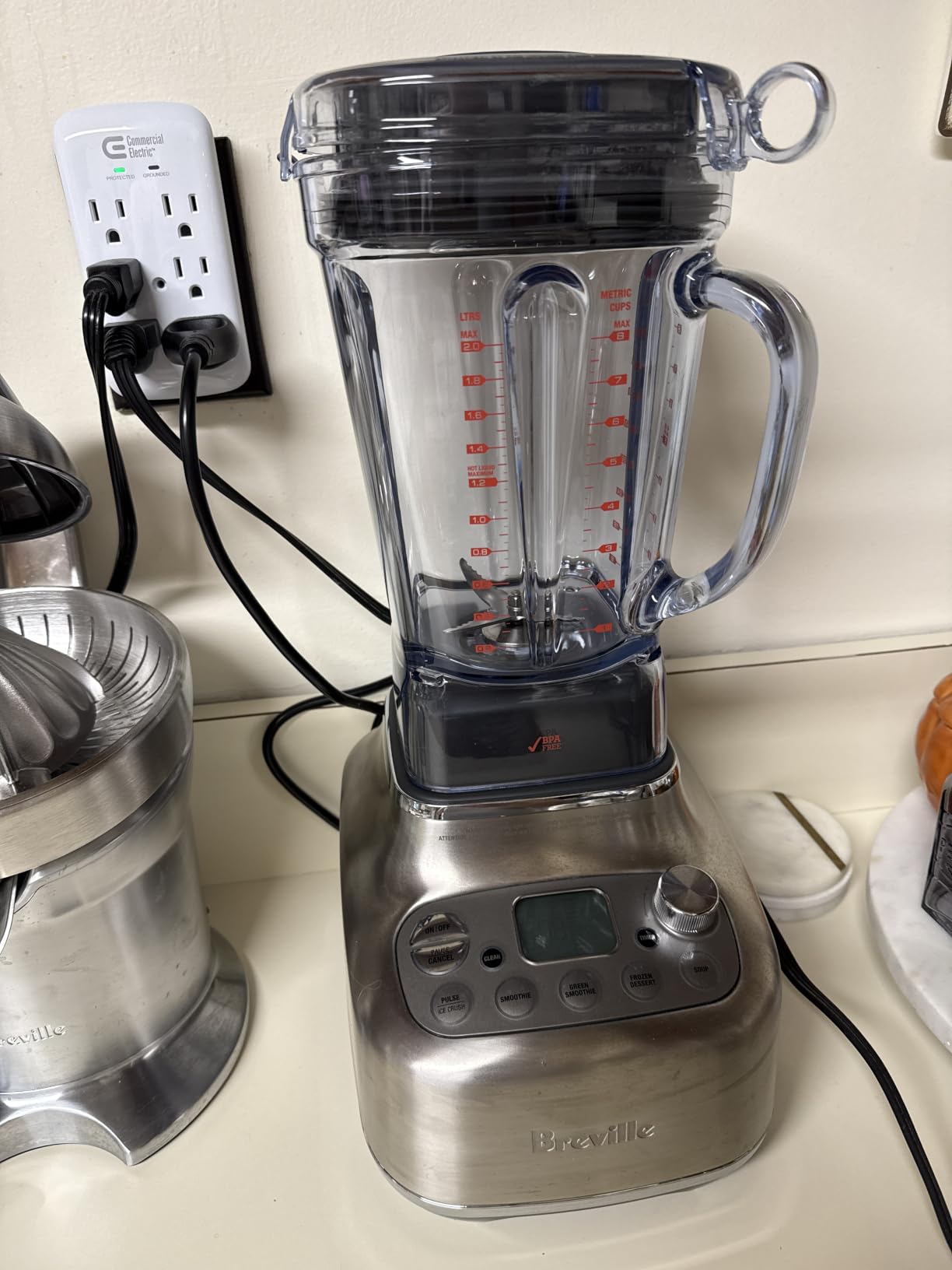 Breville BBL920BSS Super Q Home Blender, Brushed Stainless Steel, 68 oz capacity customer photo 1
