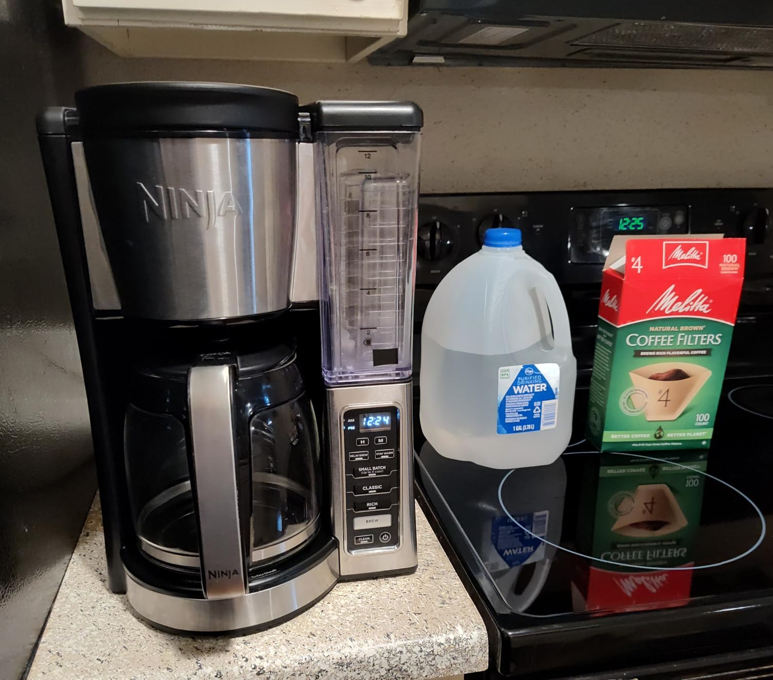 Ninja Fresh Brew Coffee Maker, 12 Cup Glass Carafe, Stainless Steel, CE251 | Programmable, Classic & Rich brew, 70-oz. Removable Water Reservoir, Small Batch, 24-hr Delay Brew, Adjustable Warming Plate customer photo 2