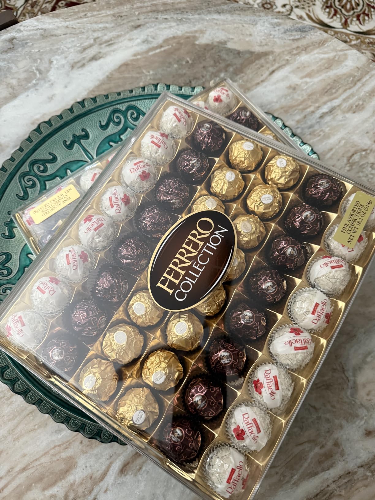 Ferrero Collection Gourmet Gift Box, 48 Assorted Chocolates with Dark Chocolate, Coconut, and Milk Chocolate, 18.2 oz customer photo 2