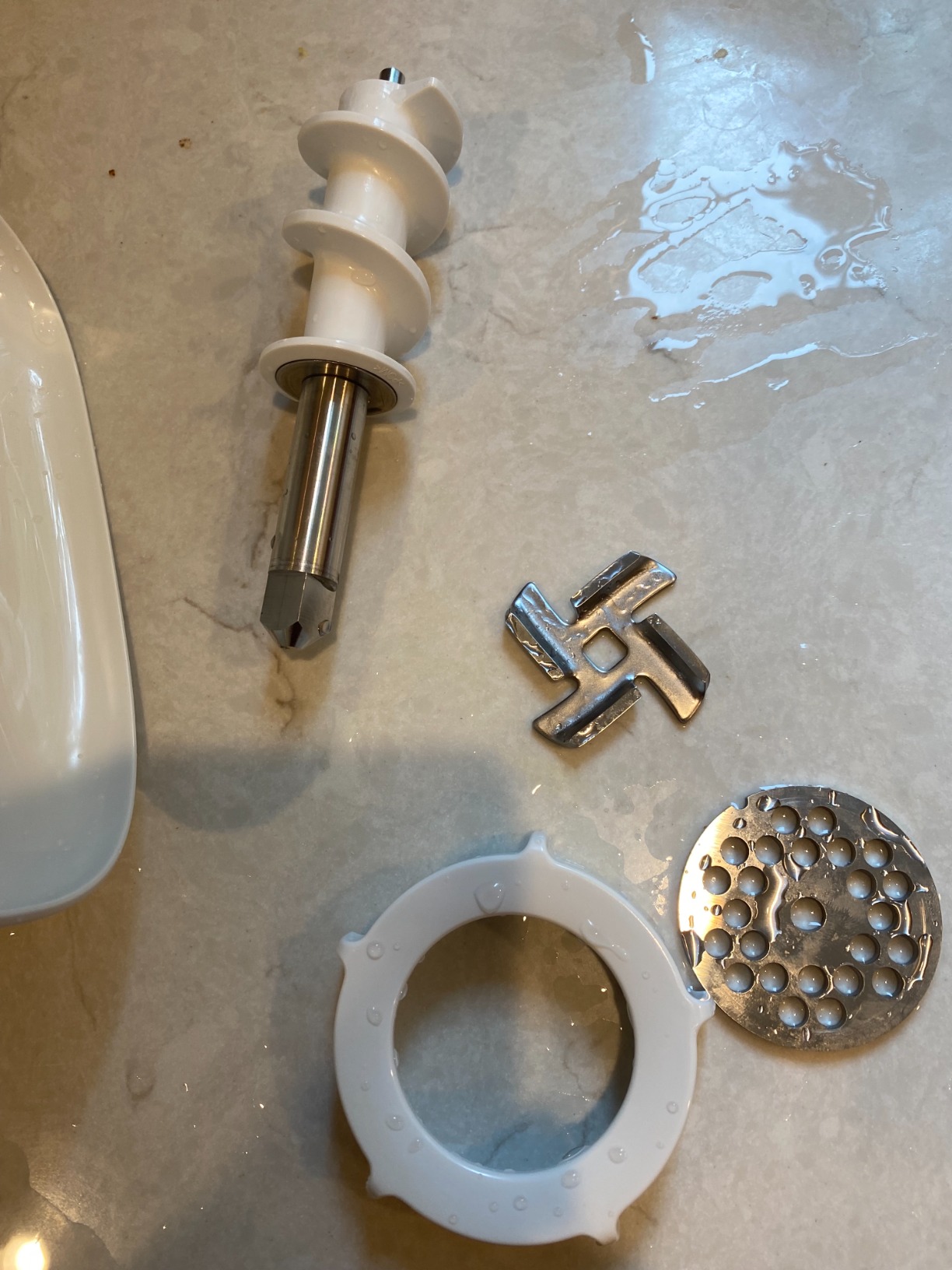 KitchenAid KSMFGA Food Grinder Attachment for All KitchenAid Stand Mixers | Includes Food Tray-Pusher-Grinding Plates, Durable plastic, Compatible with all KitchenAid Stand Mixers customer photo 2