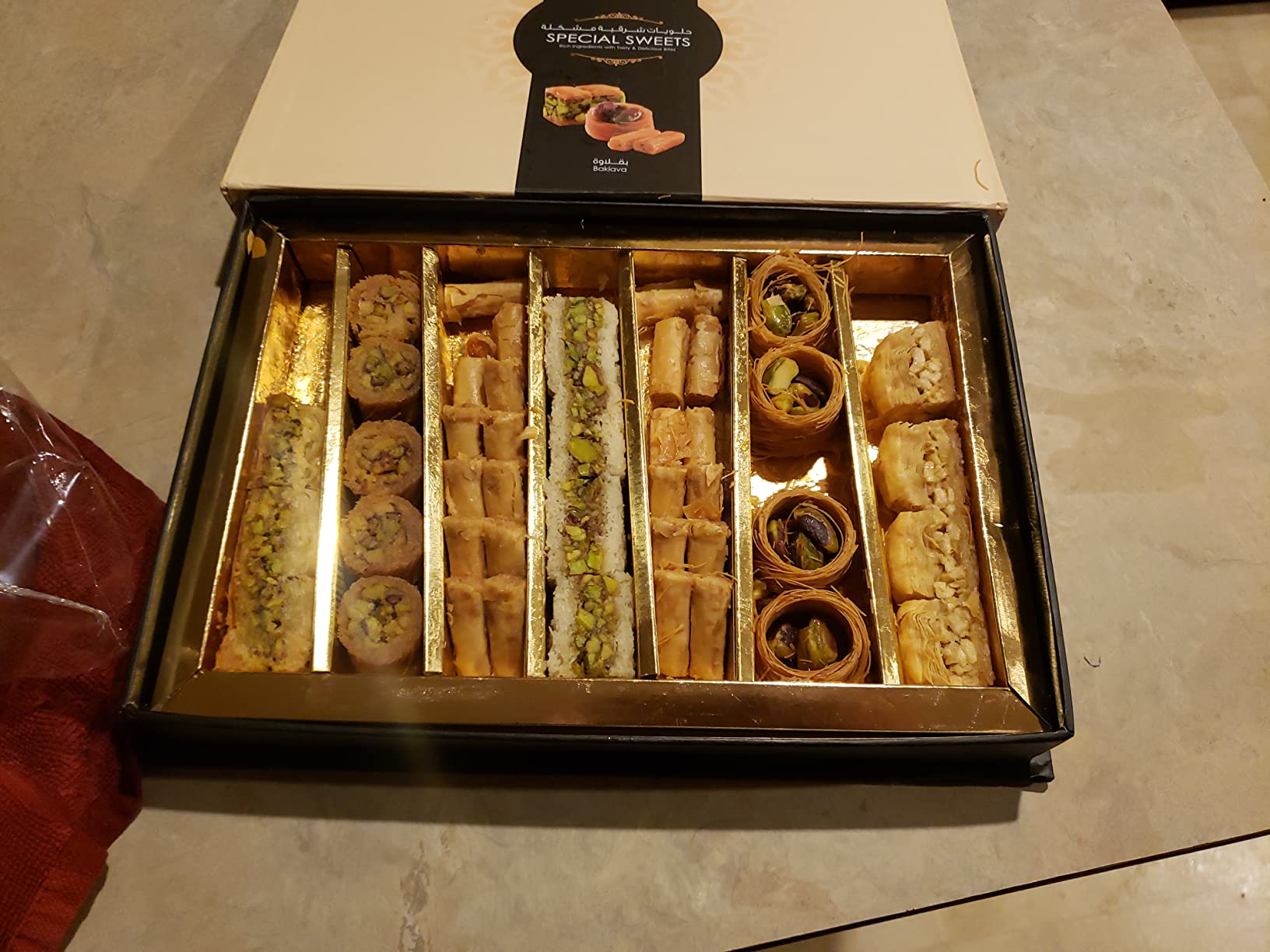 Assortment Sweets Gift Box - Baklava, Pistachio and Almond - Authentic Middle East Sweets - Elegant Gift Box - Net Weight 500 Grams (Approx. 50 Pieces) customer photo 2